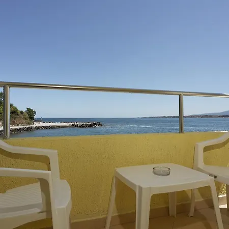 Marina فندق كيتن